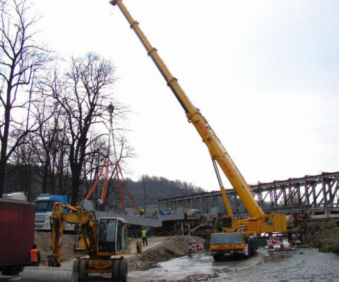 Ostrożnie, ale skutecznie - tak działają te dźwigi